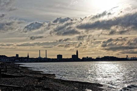 LE HAVRE : La rade au soleil couchant